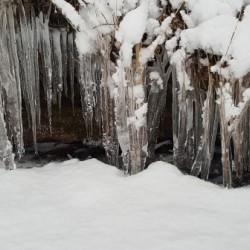Mountains of icicles 2